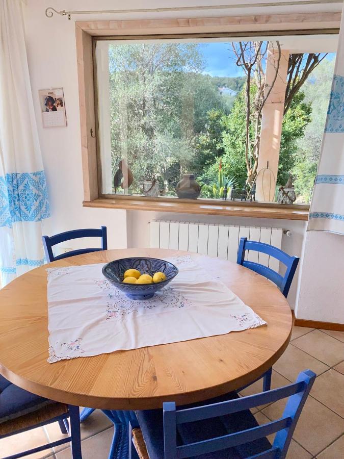 La Casa Blu Villa San Pantaleo Eksteriør billede