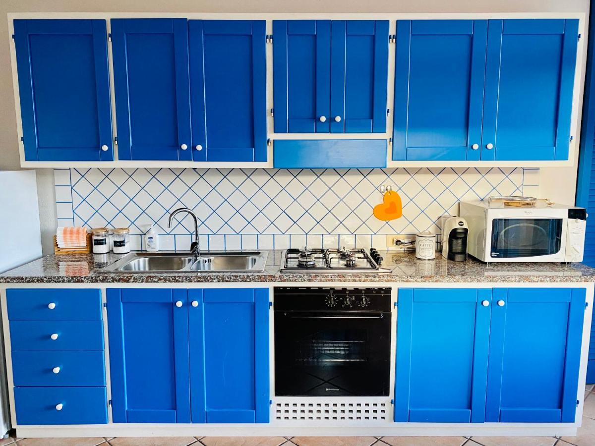 La Casa Blu Villa San Pantaleo Eksteriør billede