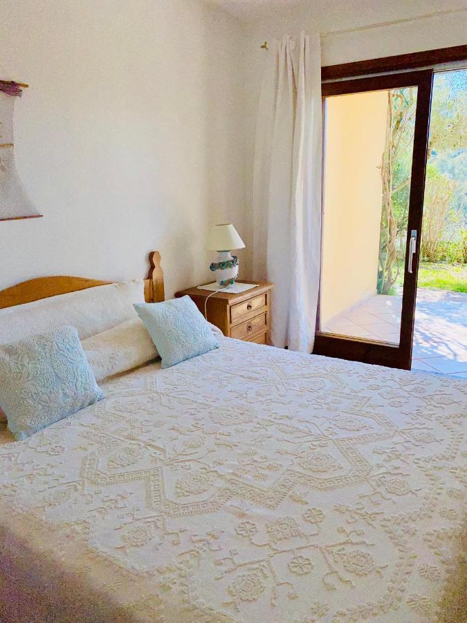 La Casa Blu Villa San Pantaleo Eksteriør billede